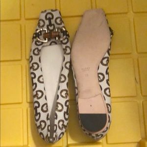 Gucci flats
